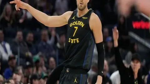 T-Mobile 三星S26 Ultra优惠：免旧换新转网即